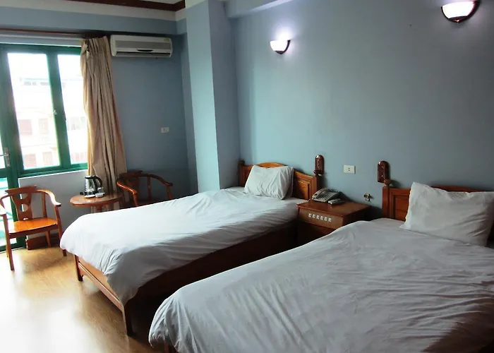 Green Bay Khách sạn 2*